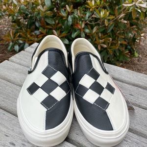 Vans Woven Leather Classic Slip-On